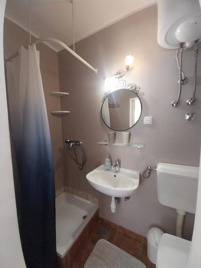 Apartmani Bonavia Елса Экстерьер фото