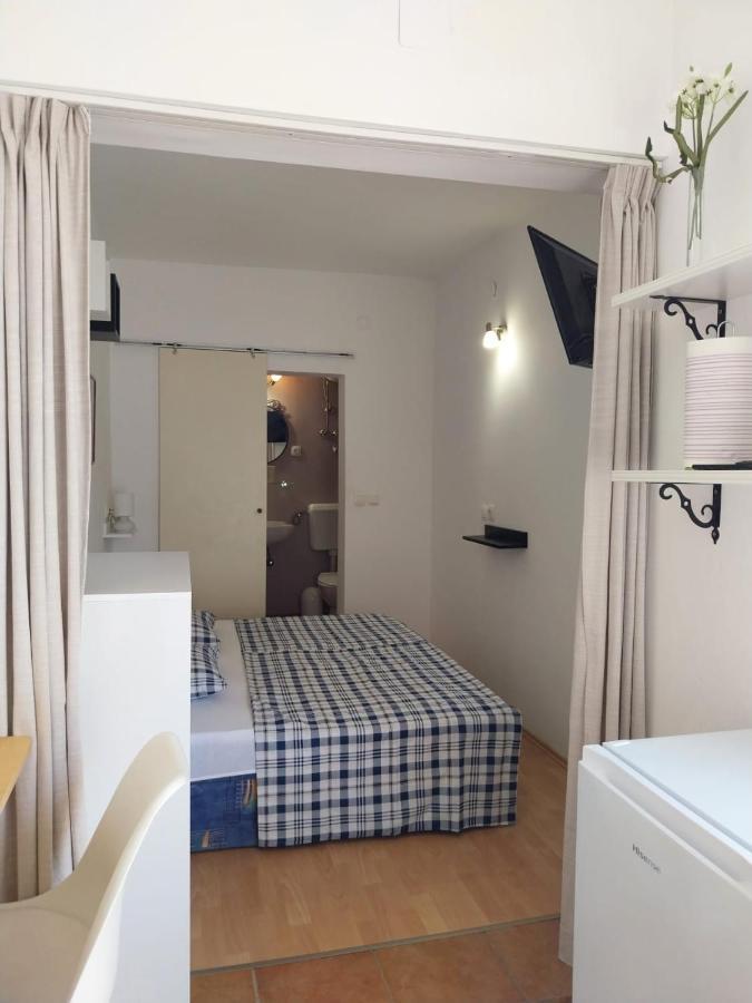 Apartmani Bonavia Елса Экстерьер фото